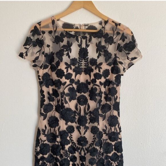 JS Collections Tan and Black Midi Dress - Picture 4 of 12